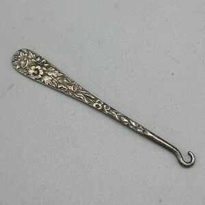 Vtg S Kirk & Son Repousse Ornate Button Hook Sterling Monogramed GLJ Mark 10 USA